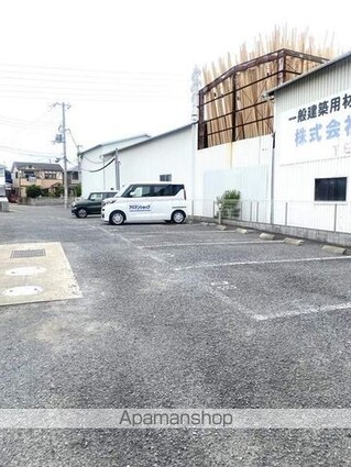 和歌山県和歌山市神前[2LDK/49.95m2]の駐車場