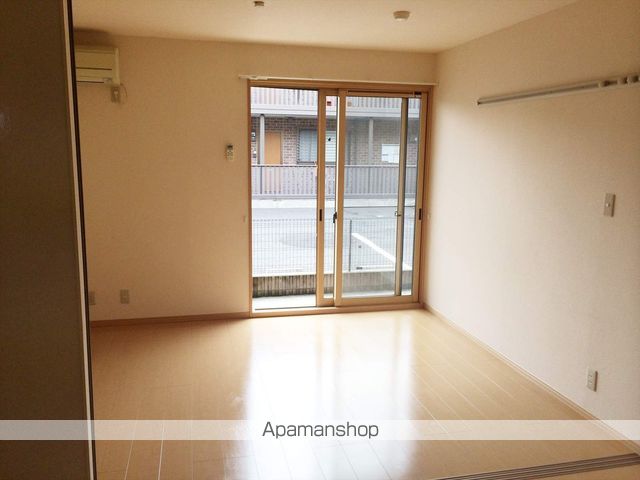 西中居ハイツ Aの内装写真