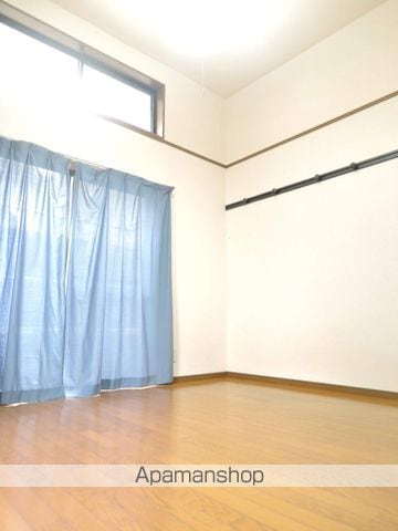 スタジオーネ参番館の内装写真