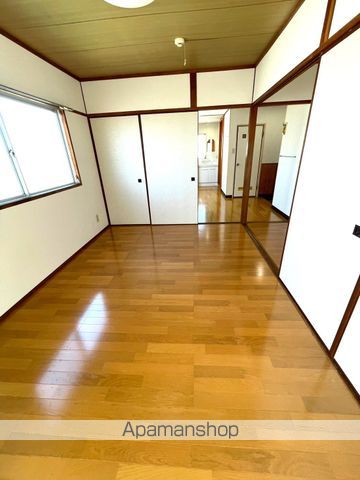 真和ビルの内装写真