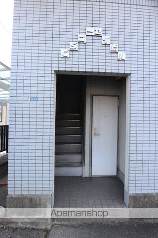 コーセイビルの玄関写真