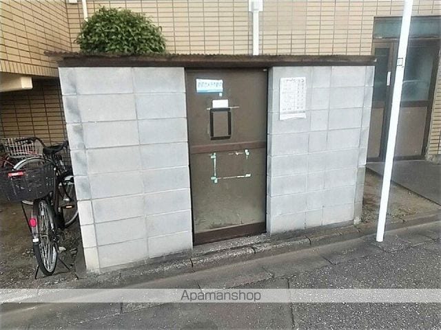 小峯ビルの内装写真