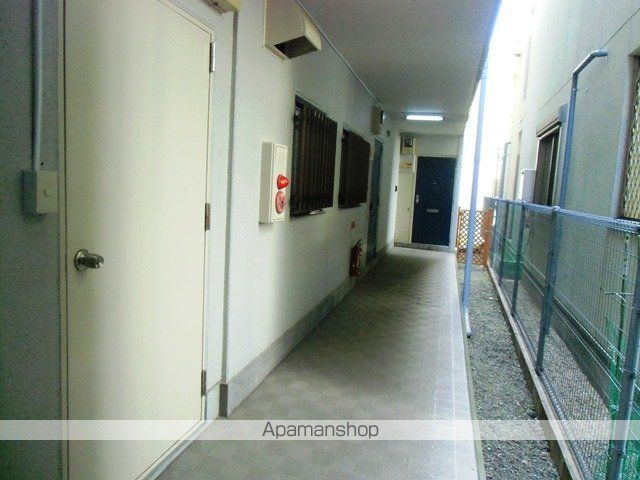 高槻市 3階建 築37年のその他写真