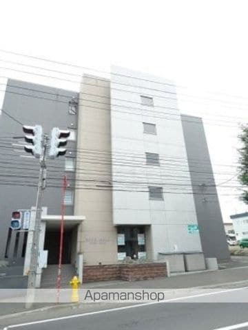 イーストウォール