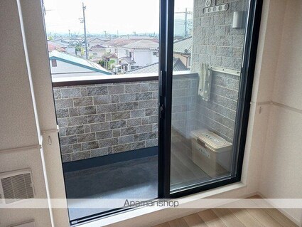 ヒカルサ甲府国母　イースト[2LDK/58.13m2]のバルコニー