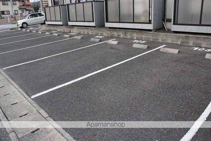 広島県尾道市高須町[1K/27.08m2]の駐車場