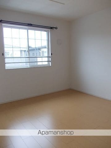 紫波郡矢巾町 2階建 築12年の内装写真
