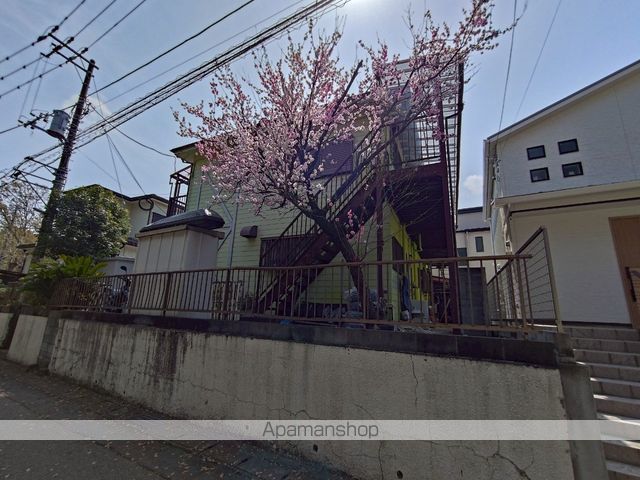 八雲アパートの外観写真