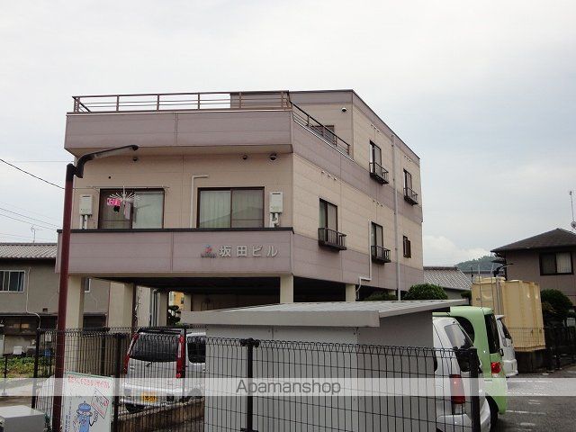 坂田ビルの外観写真