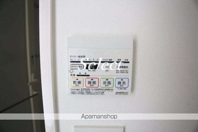 エストゥルース横濱吉野町の内装写真
