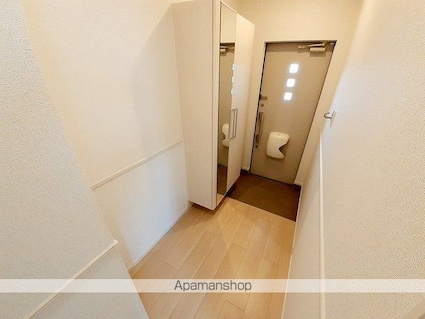 岐阜県岐阜市河渡４丁目[1LDK/50.01m2]の玄関