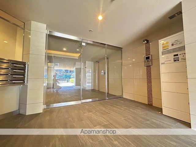 ROYAL GRANDE SUITAの玄関写真