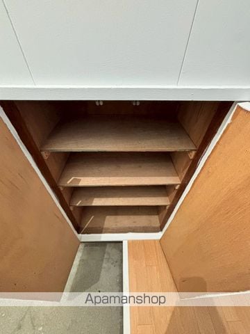 ヴィラナリー旭川II503号棟の内装写真