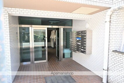 東京都新宿区中落合２丁目[1K/15.04m2]のエントランス1