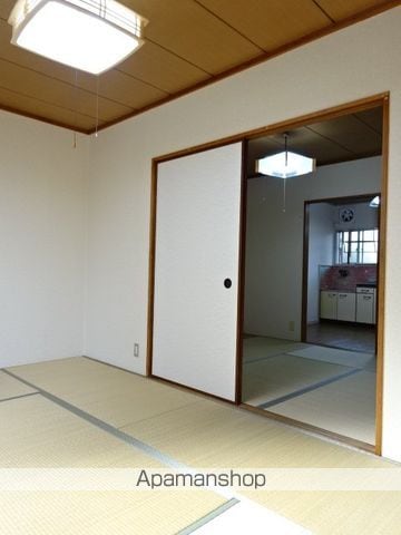 三原ハイツの内装写真
