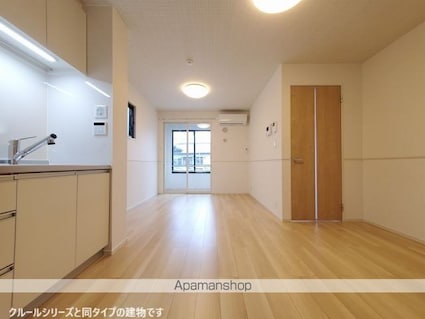 エアリーＢ[1LDK/43.61m2]のリビング・居間2