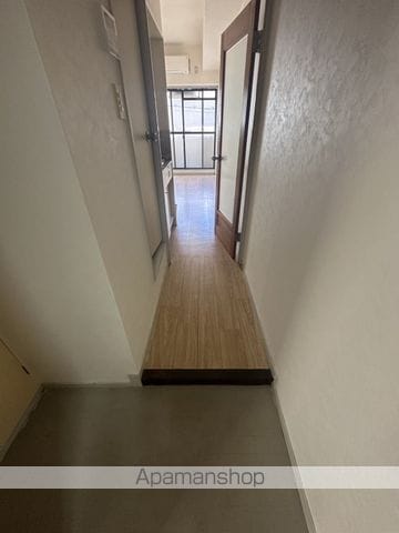 ワイアンドワイ宝町ビルの内装写真