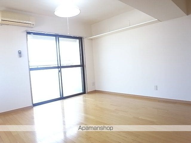 アベニュー山下の内装写真