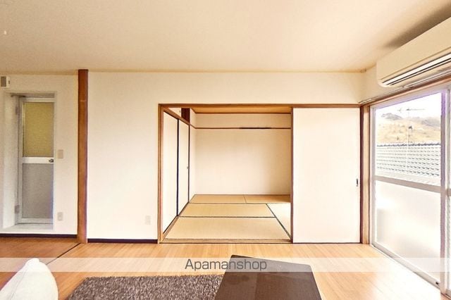 シャトーKochi Iの内装写真