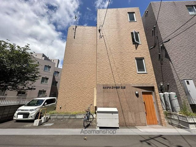 エステラ二十四軒A館の外観写真