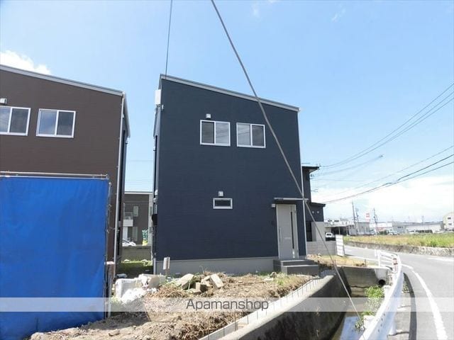 ヤマイチテラス西庄[3LDK/77m2]の外観2