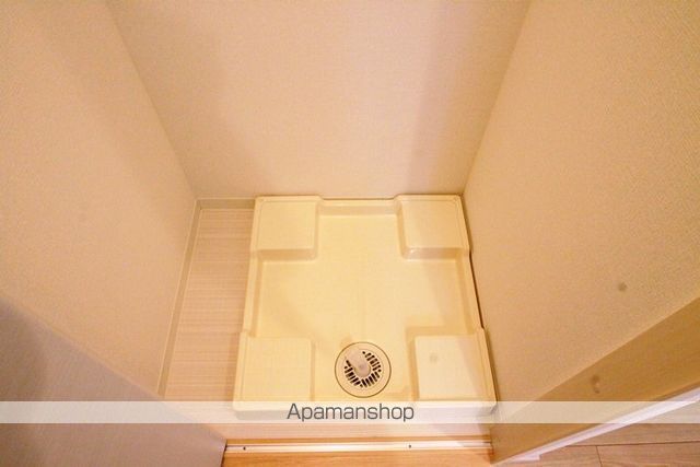 スプランディッド新大阪IIIの内装写真