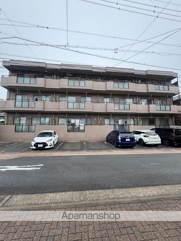 ラウムズ植田の外観写真