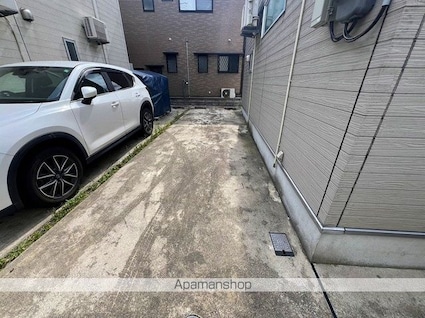 Ｓｕｎ　Ｒａｐｐｏｒｔ[3LDK/77.83m2]の駐車場