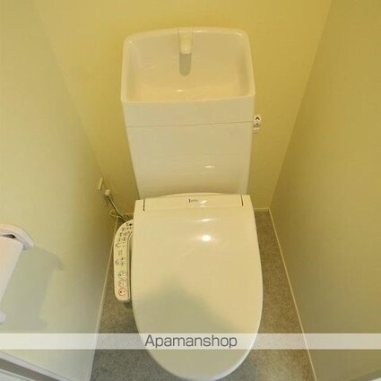 東京都新宿区舟町[1R/22.19m2]の玄関