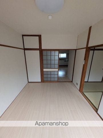 ファランステールI.の内装写真
