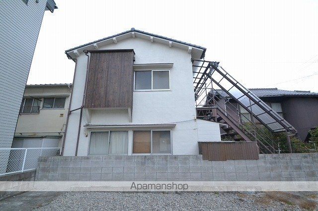 松本アパートの外観写真