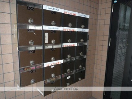 メゾン蔵[1K/18.63m2]のエントランス4