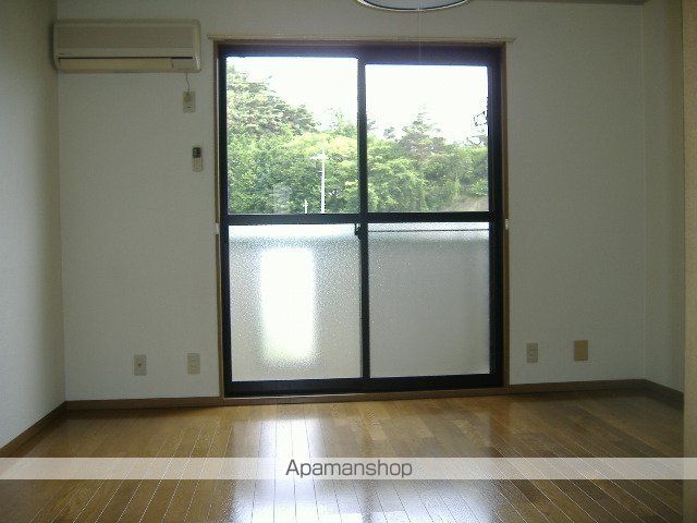 アマリリス・よこやまの内装写真
