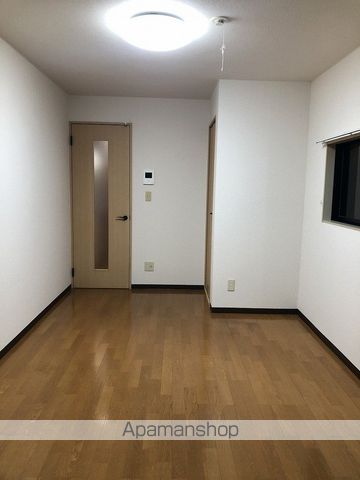 プラウディアの内装写真