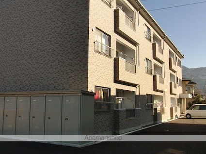 ヴィラ・クレアーレ[2LDK/57.92m2]の外観4