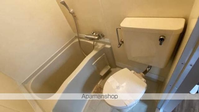 サンジェルマン中納言の内装写真