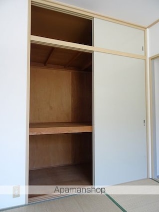 サンライフ柏[2LDK/60.35m2]の収納