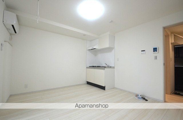 STONE RIVER 堀崎町の内装写真