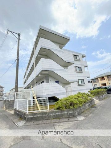 花山手東館の外観写真
