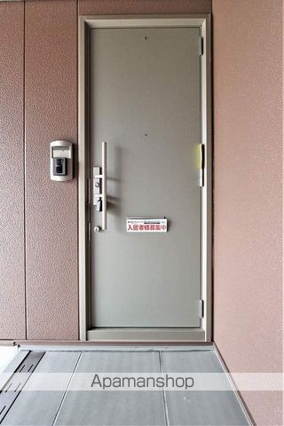 シャーメゾンサンシャインの玄関写真