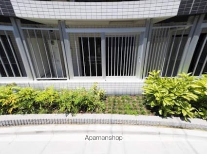 レオーネ方南町[1R/28.77m2]の外観3