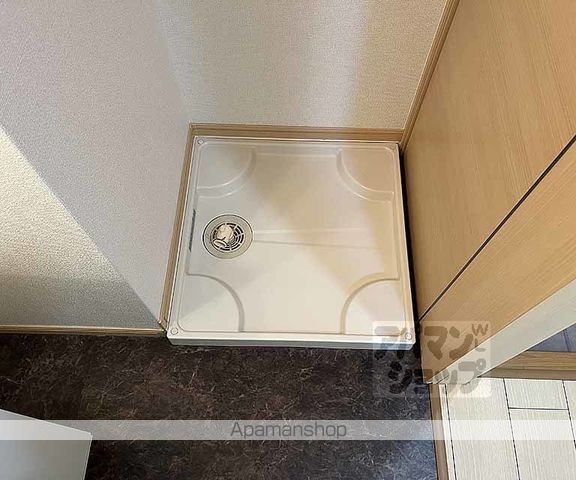 エコー ウエストの内装写真