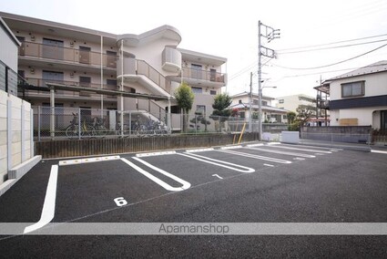 オーク　テラス[1LDK/48.21m2]の駐車場