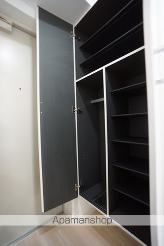 リアレクト白壁の内装写真