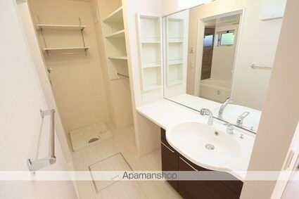 茨城県水戸市赤塚２丁目[1LDK/45.04m2]の洗面所