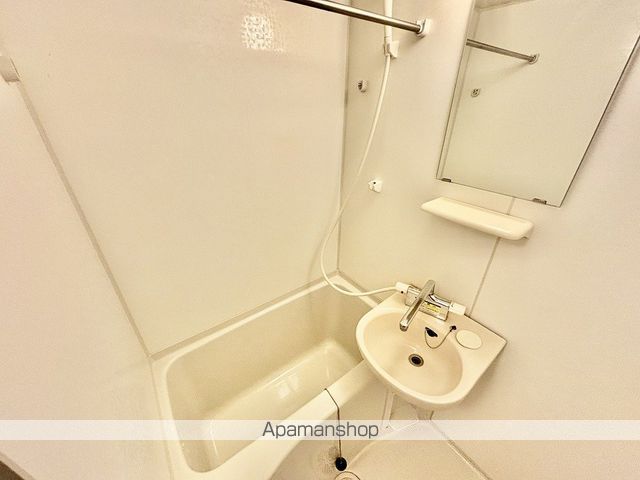レオパレスタカギIIIの内装写真