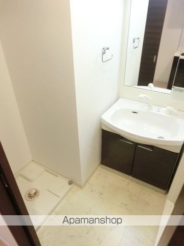 クラウンハイム北心斎橋フラワーコートの内装写真