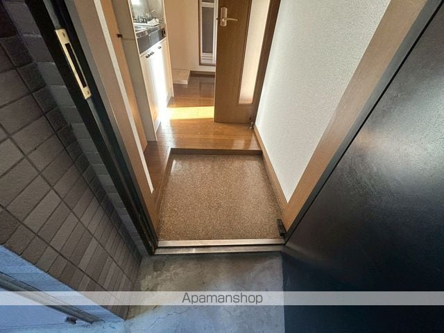 小田急電鉄江ノ島線 鵠沼海岸駅 徒歩1分 4階建 築27年の内装写真