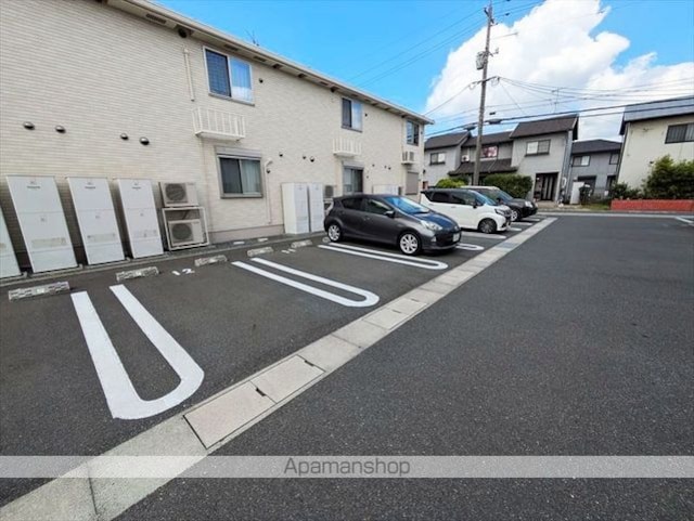 ウィステリアＡ[2LDK/58.78m2]の駐車場2