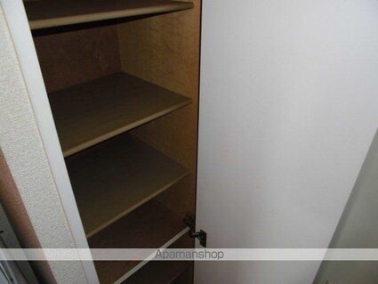 レオパレスエトワール[1K/20.37m2]の収納